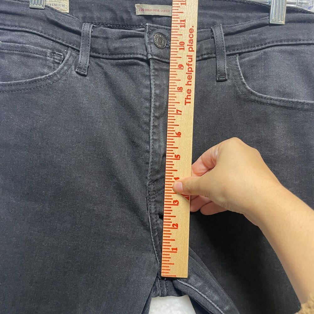 Levi’s Women’s 720 High Rise Super Skinny Jeans 31 Black Stretch Denim Classic - Picture 7 of 12
